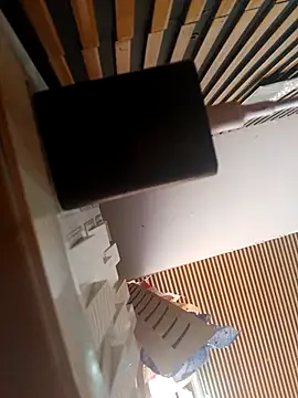 hotshreya69 online show from November 27, 2025, 7:53 am