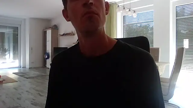 Snapshot of Trockenbau chatting on June 25, 2026, 2:22 pm Trockenbau online show from June 25, 2026, 2:22 pm