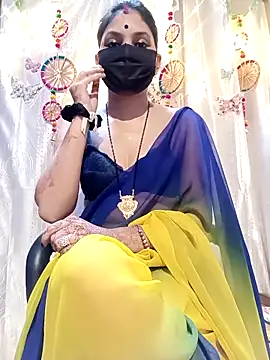 Snapshot of Jaanu-88 chatting on October 28, 2025, 6:18 pm Jaanu-88 online show from October 28, 2025, 6:18 pm