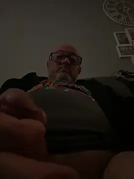 Snapshot of naughtygrandad1 chatting on December 22, 2025, 8:36 am naughtygrandad1 online show from December 22, 2025, 8:36 am