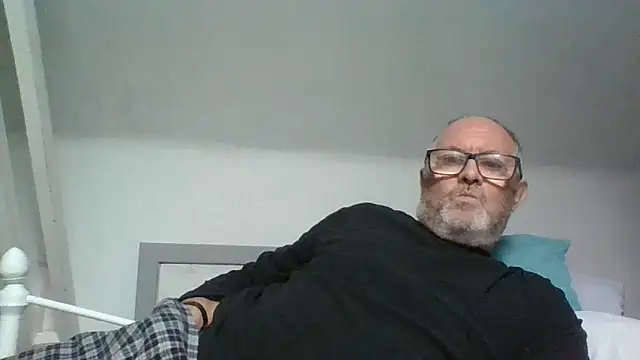 Snapshot of naughtygrandad1 chatting on February 1, 2026, 10:13 am naughtygrandad1 online show from February 1, 2026, 10:13 am