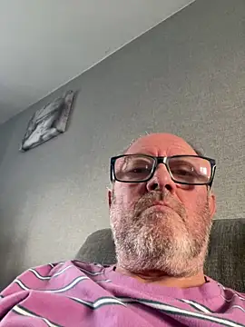 Snapshot of naughtygrandad1 chatting on February 21, 2026, 9:00 am naughtygrandad1 online show from February 21, 2026, 9:00 am