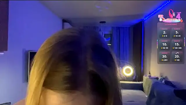 Snapshot of PandaFluff chatting on January 5, 2026, 5:27 pm PandaFluff online show from January 5, 2026, 5:27 pm