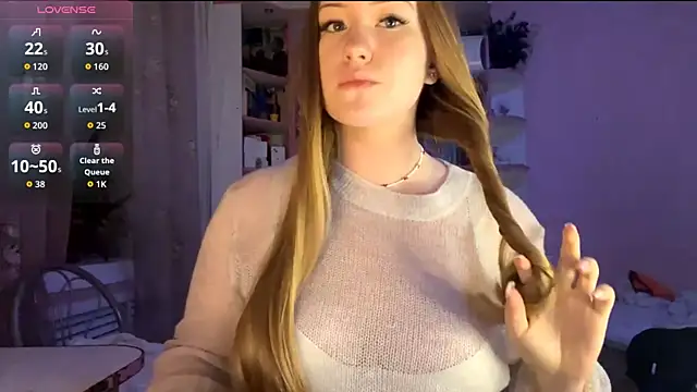 Snapshot of PandaFluff chatting on September 29, 2025, 5:18 pm PandaFluff online show from September 29, 2025, 5:18 pm