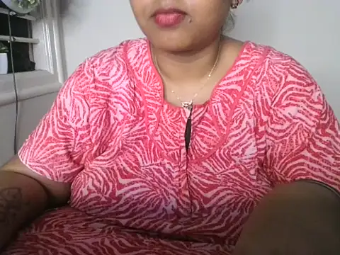 Snapshot of its_me_Rashmi chatting on October 19, 2025, 8:33 pm its me Rashmi online show from October 19, 2025, 8:33 pm