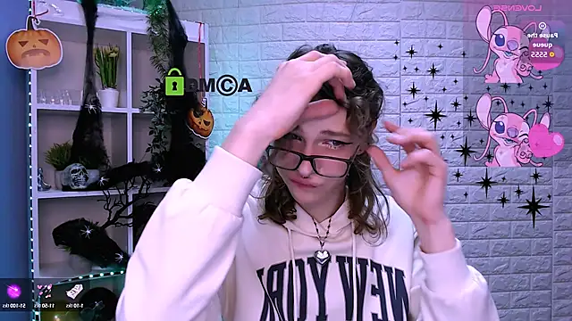 kevi sunn online show from October 21, 2025, 7:24 pm