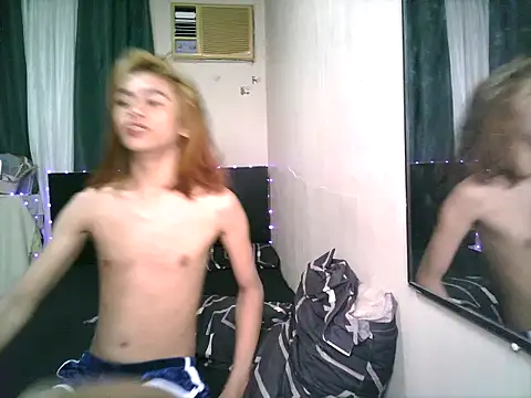 Snapshot of Sweet-shopia chatting on November 7, 2025, 5:06 pm Sweet-shopia online show from November 7, 2025, 5:06 pm