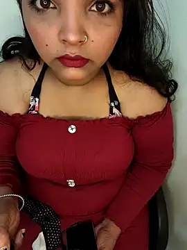 Snapshot of Komal-stream chatting on September 12, 2025, 12:22 am Komal-stream online show from September 12, 2025, 12:22 am