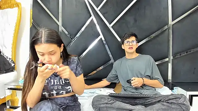 Noa Arez online show from February 6, 2026, 5:25 am