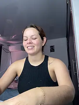 miacarrot online show from March 21, 2026, 4:33 pm