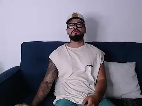 Eric Evans1 online show from November 21, 2025, 10:47 am