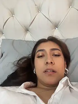 miaftmax online show from October 21, 2025, 7:35 pm