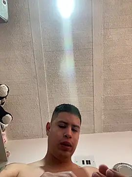 miaftmax online show from October 11, 2025, 1:01 pm