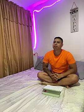 miaftmax online show from April 19, 2026, 2:51 pm