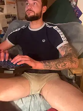 Snapshot of Mexxwell69 chatting on November 23, 2025, 9:47 pm Mexxwell69 online show from November 23, 2025, 9:47 pm