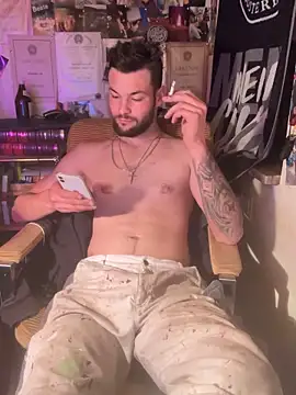 Snapshot of Mexxwell69 chatting on October 29, 2025, 7:24 pm Mexxwell69 online show from October 29, 2025, 7:24 pm