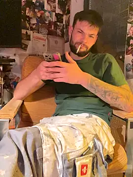 Snapshot of Mexxwell69 chatting on November 5, 2025, 4:54 pm Mexxwell69 online show from November 5, 2025, 4:54 pm