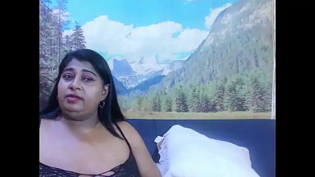 indianhoney694u online show from February 23, 2026, 5:46 pm
