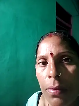 Suhana pandit online show from September 18, 2025, 10:35 pm