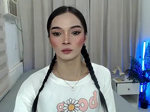 anastasia cums online show from October 3, 2025, 5:47 pm