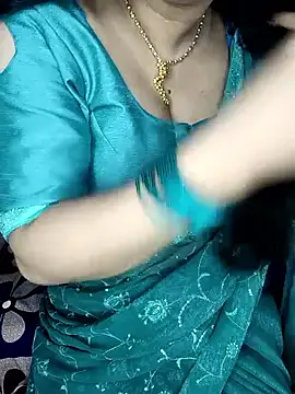 Snapshot of PRIYA_22 chatting on September 19, 2025, 9:52 pm PRIYA 22 online show from September 19, 2025, 9:52 pm