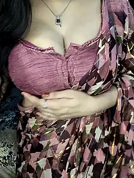 Snapshot of PRIYA_22 chatting on September 14, 2025, 3:34 pm PRIYA 22 online show from September 14, 2025, 3:34 pm