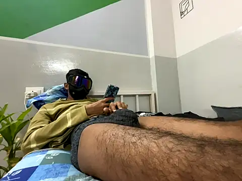 Snapshot of monster_fuck chatting on November 23, 2025, 8:24 am monster fuck online show from November 23, 2025, 8:24 am