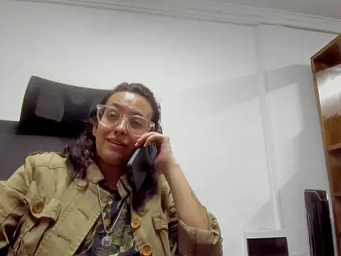 Snapshot of dalila_macherano1 chatting on December 2, 2025, 10:11 pm dalila macherano1 online show from December 2, 2025, 10:11 pm