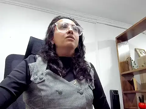 Snapshot of dalila_macherano1 chatting on January 15, 2026, 7:39 pm dalila macherano1 online show from January 15, 2026, 7:39 pm