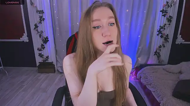 -Seava online show from October 13, 2025, 3:02 pm