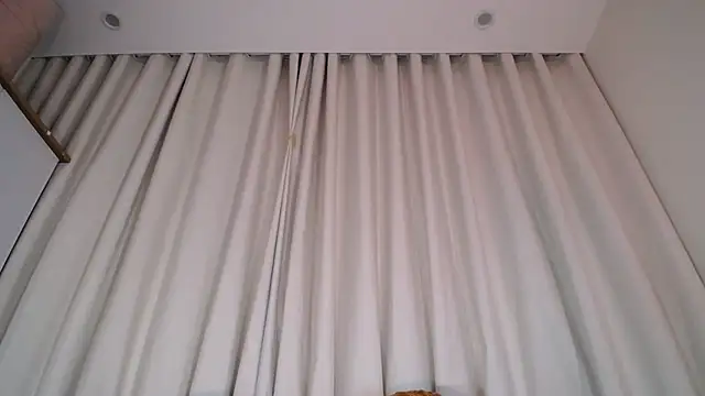 Liz Hu online show from February 16, 2025, 10:21 am