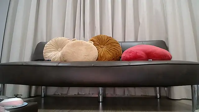 Liz Hu online show from February 10, 2025, 11:04 am