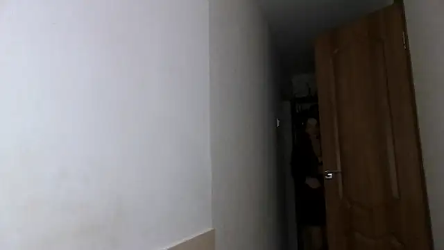 Snapshot of MandiBrooks chatting on November 13, 2025, 6:39 am MandiBrooks online show from November 13, 2025, 6:39 am