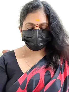 Snapshot of Sweetie_swetha37 chatting on November 23, 2025, 9:30 am Sweetie swetha37 online show from November 23, 2025, 9:30 am