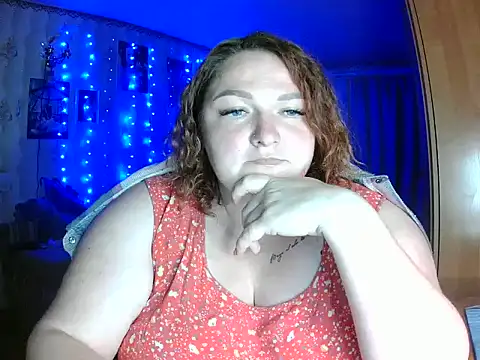 Snapshot of AngelQSky chatting on June 16, 2026, 7:58 pm AngelQSky online show from June 16, 2026, 7:58 pm