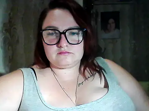 AngelQSky online show from October 26, 2025, 6:52 pm