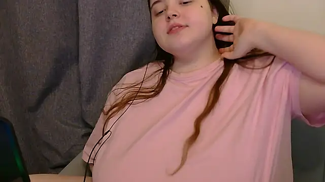 brattyprincessemma online show from January 13, 2026, 6:12 pm