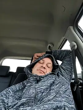 FleetedMusing online show from October 20, 2025, 10:49 am