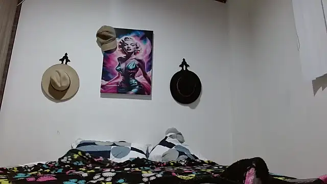 Crystal Star  online show from February 26, 2026, 11:49 pm