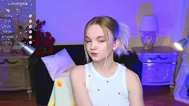 Snapshot of RosesKate chatting on October 11, 2025, 4:35 am RosesKate online show from October 11, 2025, 4:35 am