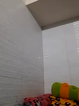 Minn-cute online show from October 30, 2025, 2:32 am