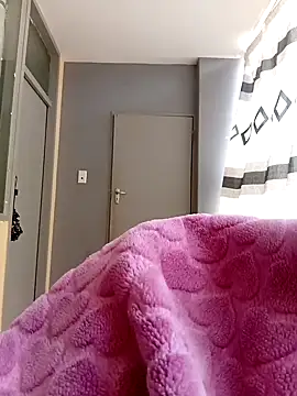 Snapshot of Freakysluttt chatting on November 10, 2025, 11:04 am Freakysluttt online show from November 10, 2025, 11:04 am