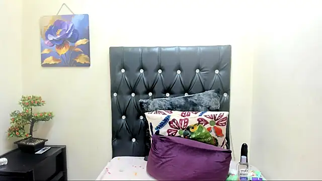 Toxicfantasy4u online show from November 1, 2025, 6:08 am