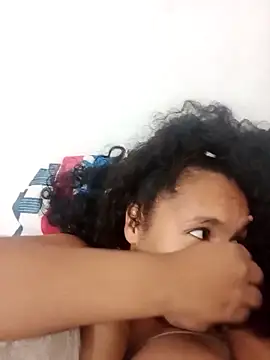 Snapshot of Viviana_h chatting on November 8, 2025, 12:14 am Viviana h online show from November 8, 2025, 12:14 am