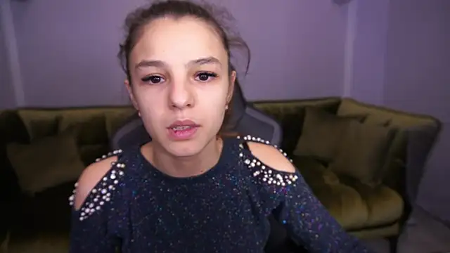 Snapshot of AnitaBambie chatting on December 2, 2025, 2:19 pm AnitaBambie online show from December 2, 2025, 2:19 pm