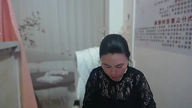 KateCondon online show from March 25, 2026, 4:56 am