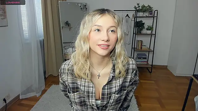 Snapshot of FaaBinaa chatting on February 15, 2026, 7:20 am FaaBinaa online show from February 15, 2026, 7:20 am