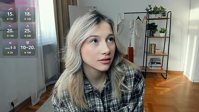 Snapshot of FaaBinaa chatting on February 5, 2026, 8:54 am FaaBinaa online show from February 5, 2026, 8:54 am