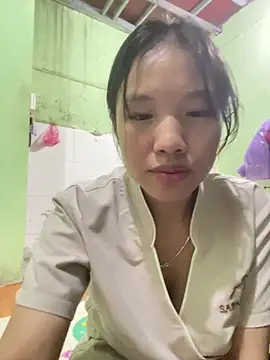 QueenLink online show from October 6, 2025, 4:30 pm