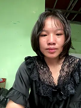 QueenLink online show from October 31, 2025, 1:24 am